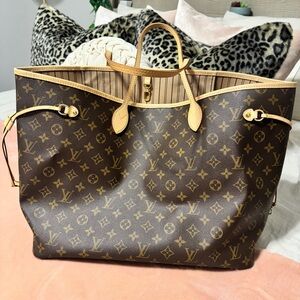 Louis Vuitton Neverfull GM in Monogram